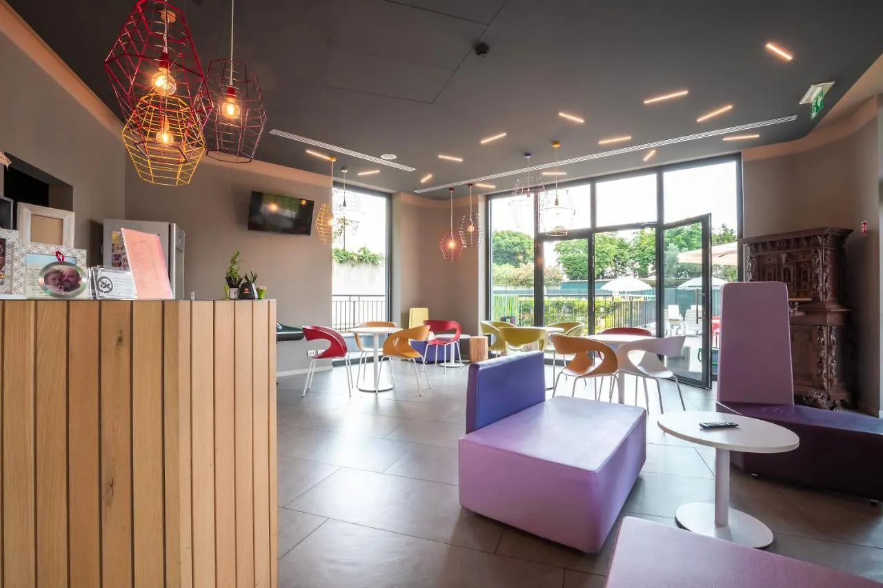 Hotel Stadio & Spa 산보니파시오 3*,